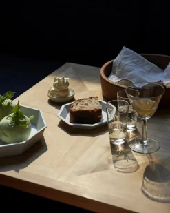 1616 / arita japan TY Anise 220 skål, oglaserad grå