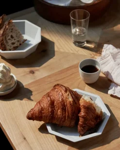 1616 / arita japan TY Anise 150 tallrik, oglaserad grå