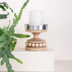 Aarikka Ruustinna ljusstake, lackad trä