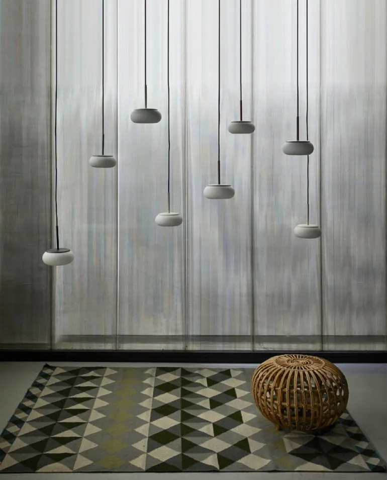 AGO Mozzi pendellampa, dimbar, liten, grå