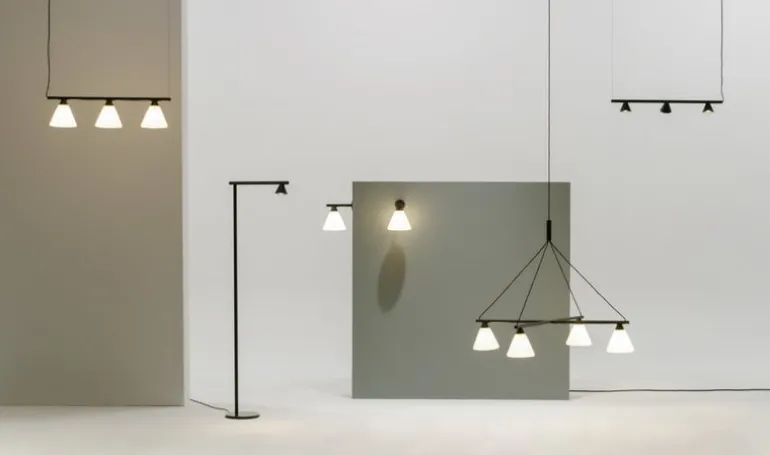 AGO Probe golvlampa, svart