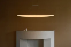 AGO Voyage Linear pendellampa, silver