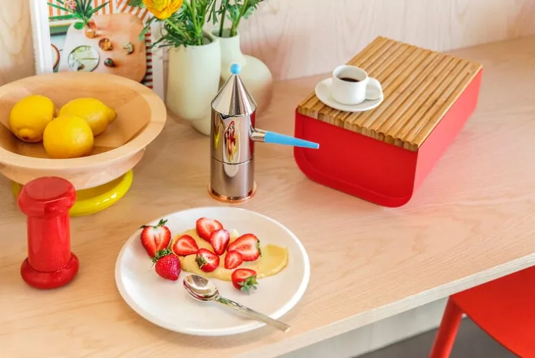Alessi Mattina brödlåda, röd