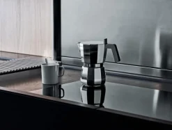 Alessi Moka espressomaskin, 9 koppar