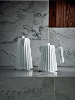 Alessi Plissé vattenkokare 1 l, vit