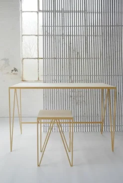 &New Study skrivbord, linoleum, butternöt