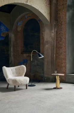 &Tradition Bellevue AJ7 golvlampa, svart - mässing