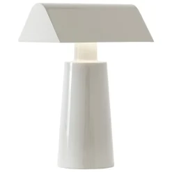 &Tradition Caret MF1 bärbar bordslampa, silkesgrå