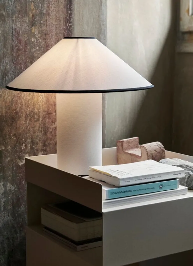 &Tradition Colette ATD6 bordslampa, vit - svart