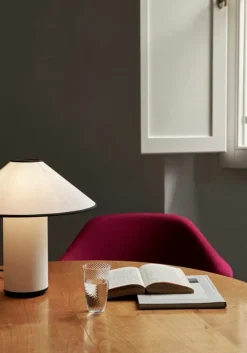 &Tradition Colette ATD6 bordslampa, vit - svart