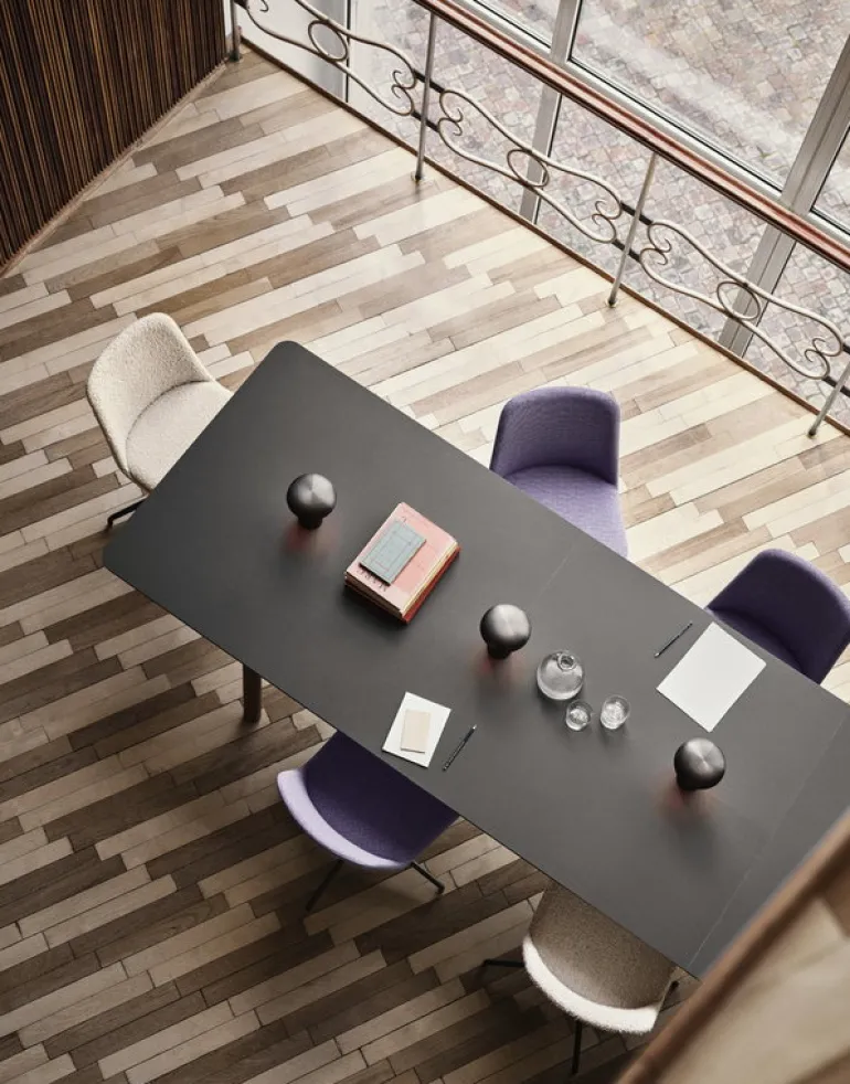 &Tradition Como SC53 bärbar bordslampa