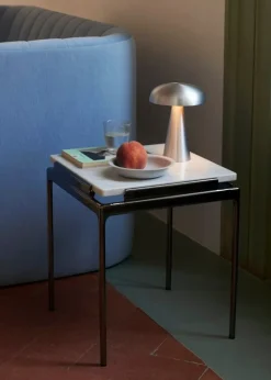 &Tradition Como SC53 bärbar bordslampa, aluminium