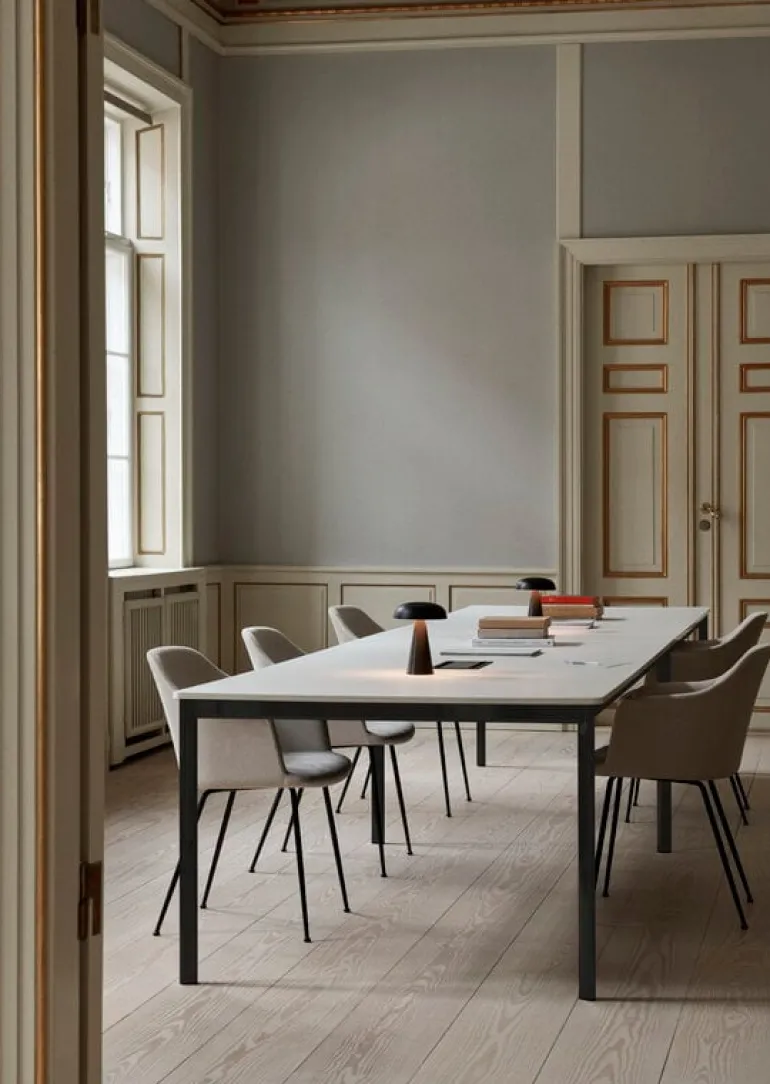 &Tradition Como SC53 bärbar bordslampa, stenblå