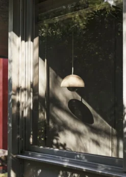 &Tradition Flowerpot VP10 pendellampa, gråbeige