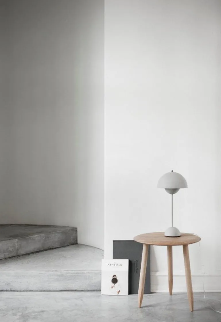 &Tradition Flowerpot VP3 bordslampa, matt ljusgrå