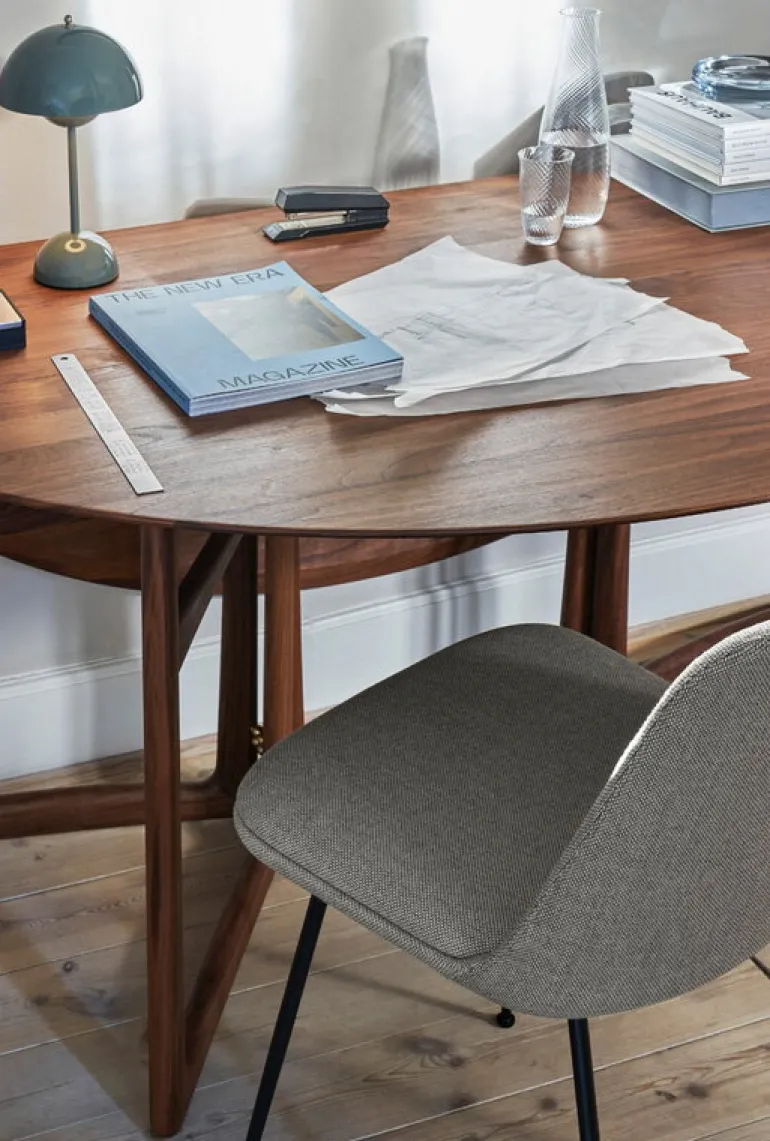 &Tradition Flowerpot VP9 bärbar bordslampa, stenblå