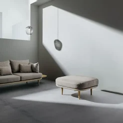 &Tradition Fly SC9 sittpuff, rökt ek – Hot Madison 094