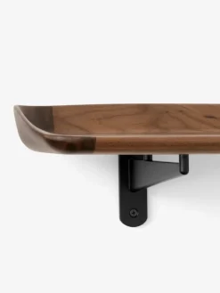 &Tradition Guild HM15 hylla, 120 x 27 cm, lackerad valnöt