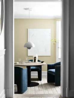 &Tradition In Between SK11 bord 90 cm, rökt ek