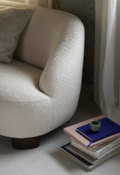 &Tradition Margas LC3 2-sits soffa, valnöt - Karakorum 001