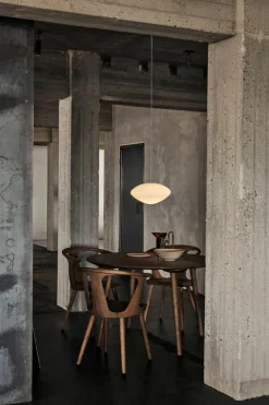 &Tradition Mist pendellampa AP16, mattvit - opalglas