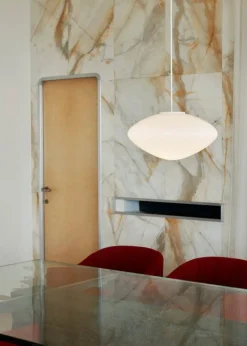 &Tradition Mist pendellampa AP16, mattvit - opalglas