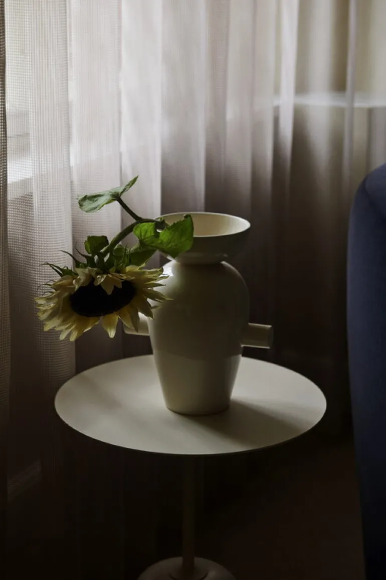 &Tradition Momento vas JH40, grädde