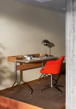 &Tradition Pavilion AV17 skrivbord, mushroom linoleum - ek - krom