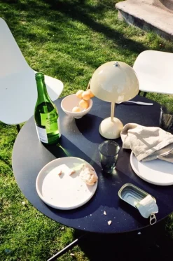 &Tradition Rely Outdoor HW70 stol, svart - vit