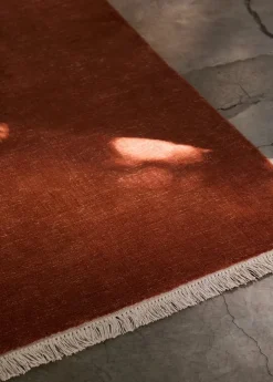 &Tradition The Moor AP18, matta, 170 x 240 cm, röd ljung