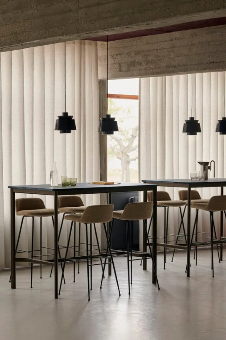 &Tradition Utzon pendellampa JU1, stålblå, specialutgåva