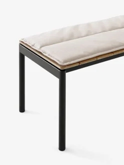 &Tradition Ville AV28 bänk, 180 x 40 cm, teak - varm svart