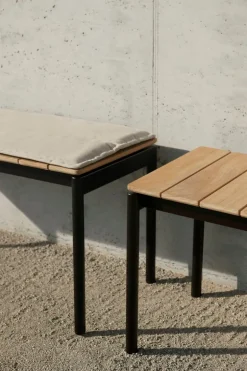 &Tradition Ville AV27 bänk, 110 x 40 cm, teak - varm svart