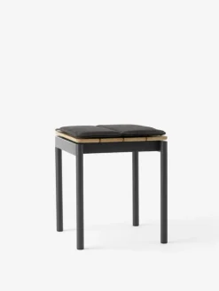 &Tradition Ville AV47 pall, teak - varm svart