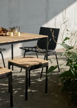 &Tradition Ville AV47 pall, teak - varm svart