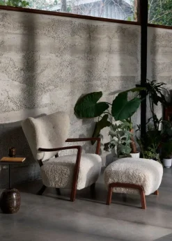 &Tradition Wulff ATD2 loungefåtölj och ATD3 puff, Månljus - ek