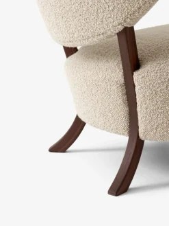 &Tradition Wulff ATD2 loungefåtölj och ATD3 puff, Karakorum 003 - valnöt