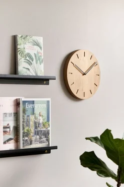 applicata Watch:Out väggklocka, ek - grå