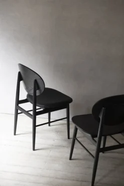 Ariake Outline stol, svart