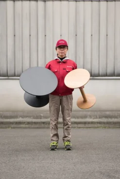 Ariake Taio sidobord, ek