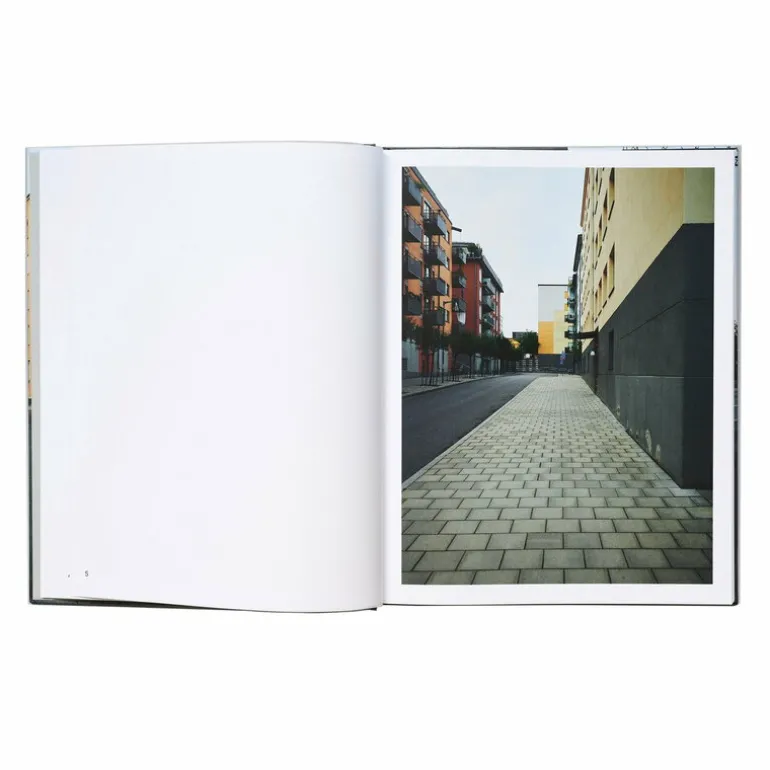 Art & Theory Publishing August Eriksson: What Happens When Nothing Happens