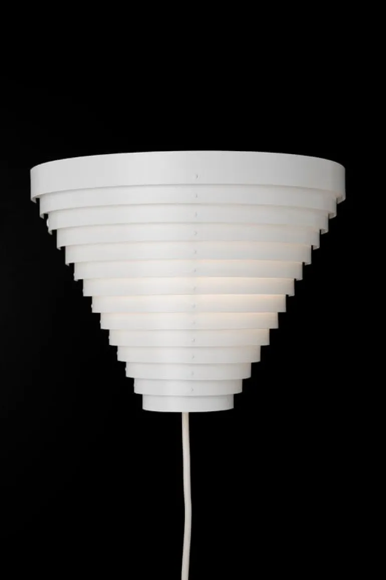 Artek A910 vägglampa