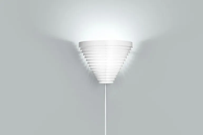 Artek A910 vägglampa