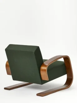 Artek Aalto Armchair 400 ”Tank”, valnöt - mörkgrön Vidar 972