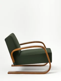 Artek Aalto Armchair 400 ”Tank”, valnöt - mörkgrön Vidar 972