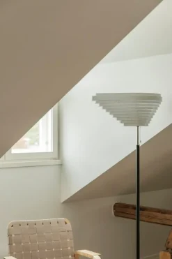Artek Aalto golvlampa A805, förnicklad mässing