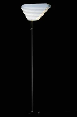Artek Aalto golvlampa A805, polerad mässing