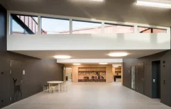 Artek Aalto pall E60, röd - björk