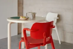 Artek Aslak karmstol, vit