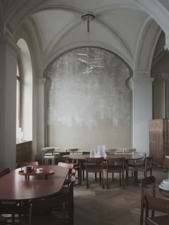 Artek Atelier stol, mörkröd